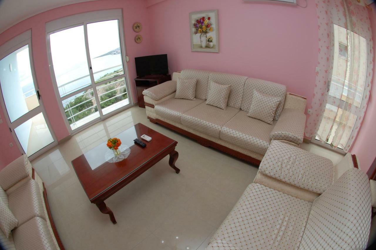 Erti'S Apartments Sarandë Eksteriør bilde