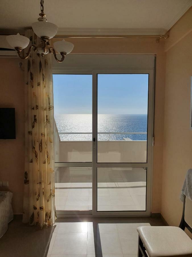 Erti'S Apartments Sarandë Eksteriør bilde