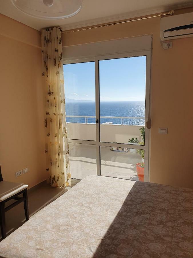 Erti'S Apartments Sarandë Eksteriør bilde